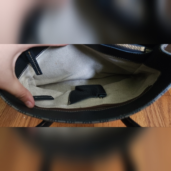 Dooney & Bourke Navy Monogram Fabric & Leather Shoulder Bag Magnetic - Picture 10 of 14